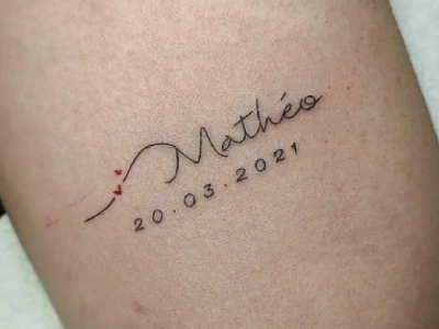 Tattoo lettering and body art